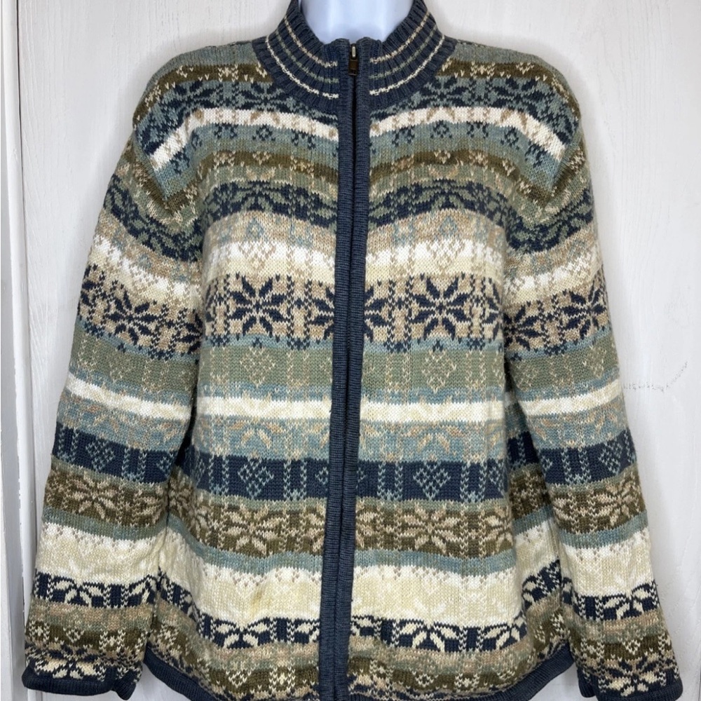 Cozy Nordic Patterned Cardigan